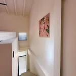 Kálm Ii - Curated In The Historic Center *